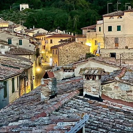 Le Vecchie Cantine Chianni Bagian luar foto