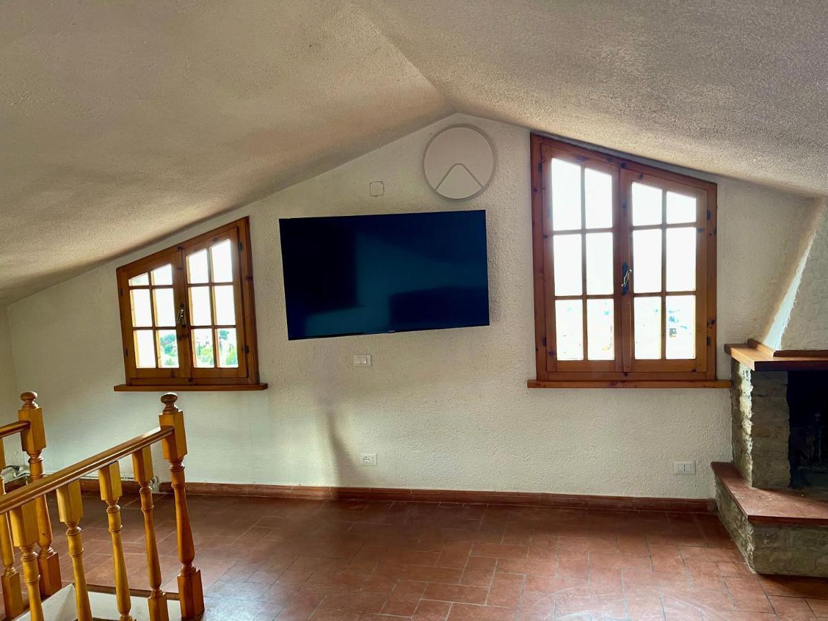 Le Vecchie Cantine Chianni Bagian luar foto